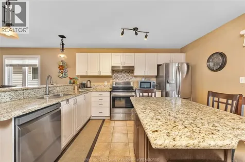 1128 Frederica Windsor ON N8P 1V9