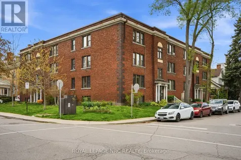 356 Hunter Street East Hamilton (Stinson) ON L8N 1N8