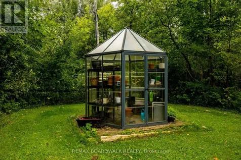 875 Corktown Road Merrickville-wolford ON K0G 1N0