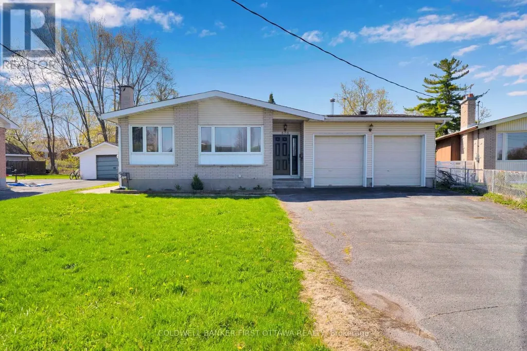 876 Balsam Drive Ottawa ON K1E 1B5