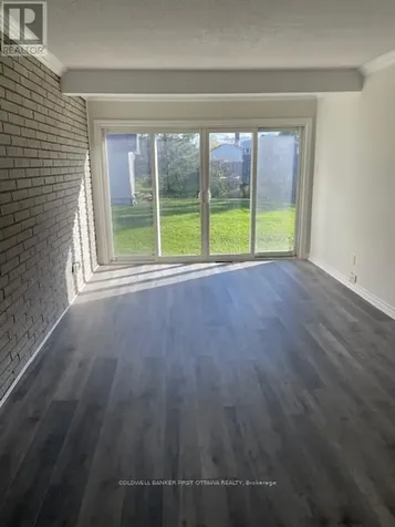 876 Balsam Drive Ottawa ON K1E 1B5