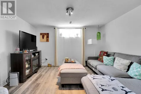 876 Balsam Drive Ottawa ON K1E 1B5