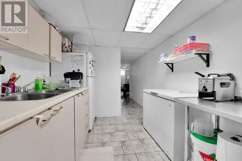 876 Balsam Drive Ottawa ON K1E 1B5