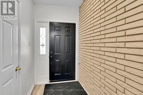 876 Balsam Drive Ottawa ON K1E 1B5