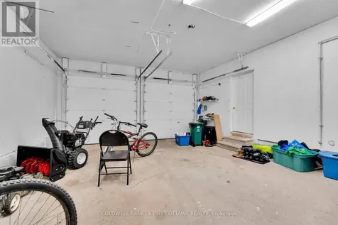 876 Balsam Drive Ottawa ON K1E 1B5