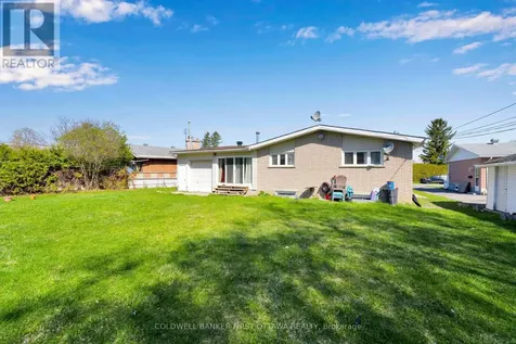 876 Balsam Drive Ottawa ON K1E 1B5