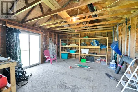 876 Balsam Drive Ottawa ON K1E 1B5