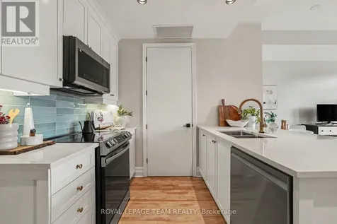 330 Loretta Avenue South Ottawa ON K1S 4E8