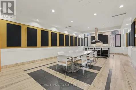 330 Loretta Avenue South Ottawa ON K1S 4E8