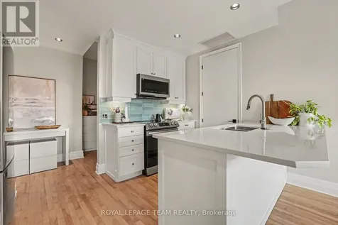 330 Loretta Avenue South Ottawa ON K1S 4E8