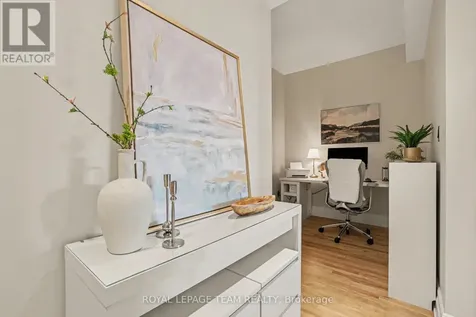 330 Loretta Avenue South Ottawa ON K1S 4E8