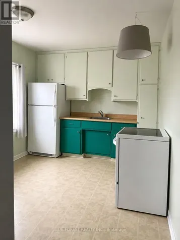 23 Barnes Street St. Thomas ON N5R 2V4