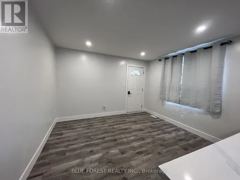 23 Barnes Street St. Thomas ON N5R 2V4