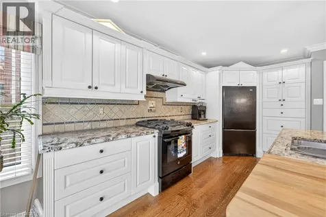 3086 Swansea Drive Oakville ON L6L 6H6