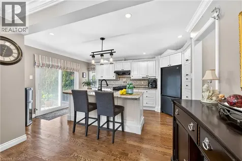 3086 Swansea Drive Oakville ON L6L 6H6