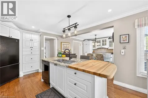 3086 Swansea Drive Oakville ON L6L 6H6