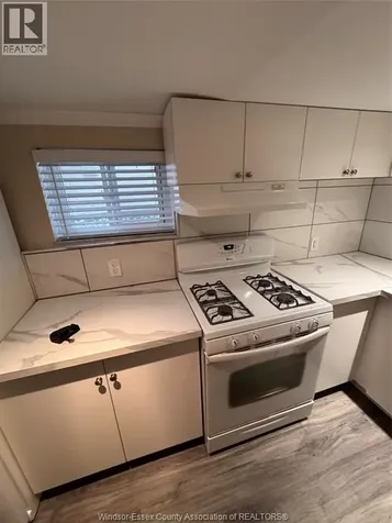 1527 Pierre Windsor ON N8X 4P6