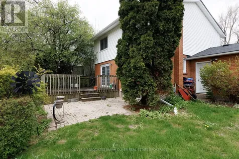 14 Brentwood Crescent London North (north J) ON N6G 1X2