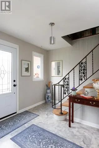 14 Brentwood Crescent London North (north J) ON N6G 1X2