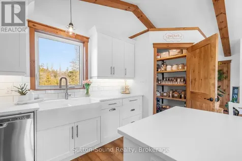 107 Whiskey Harbour Road Northern Bruce Peninsula ON N0H 2T0