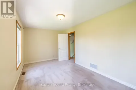 126 Alexandria Street Georgian Bluffs ON N4K 0G2