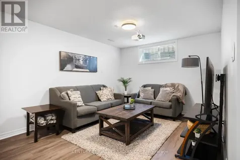 21 Pear Tree Avenue St. Thomas ON N5R 0B5