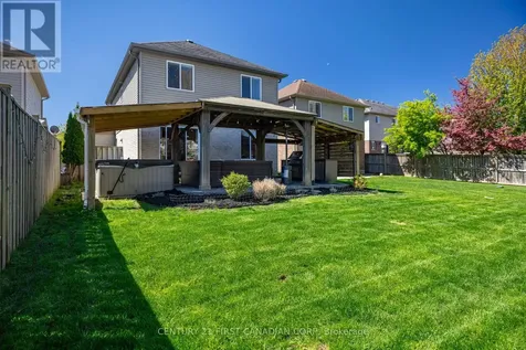 21 Pear Tree Avenue St. Thomas ON N5R 0B5
