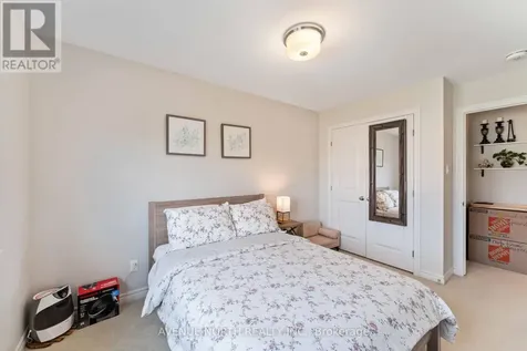 4009 Kelly Farm Drive Ottawa ON K1T 0R6