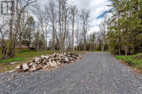 6537 Tree Haven Road South Glengarry ON K0C 2E0