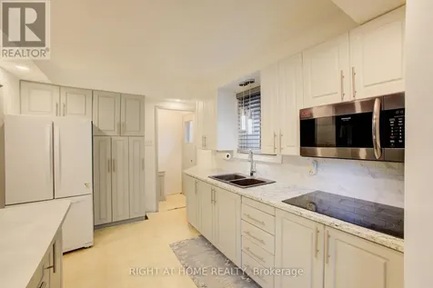 30 Parkview Drive Orangeville ON L9W 1T3