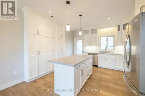 368 5th Ave A Avenue West Owen Sound ON N4K 6S7
