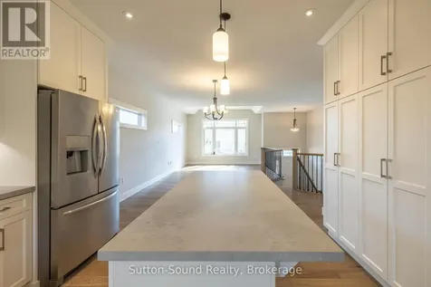 368 5th Ave A Avenue West Owen Sound ON N4K 6S7