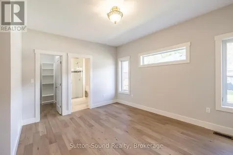 368 5th Ave A Avenue West Owen Sound ON N4K 6S7