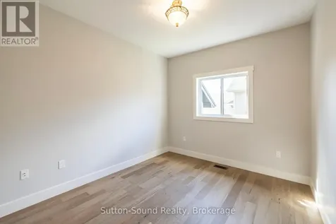 368 5th Ave A Avenue West Owen Sound ON N4K 6S7