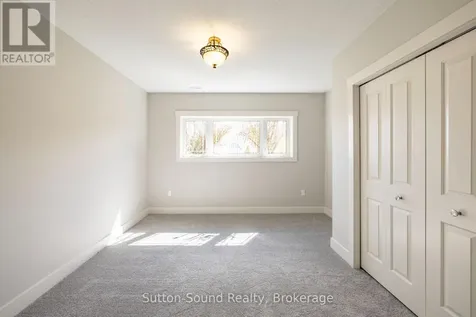 368 5th Ave A Avenue West Owen Sound ON N4K 6S7