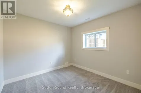 368 5th Ave A Avenue West Owen Sound ON N4K 6S7