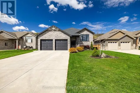 368 5th Ave A Avenue West Owen Sound ON N4K 6S7