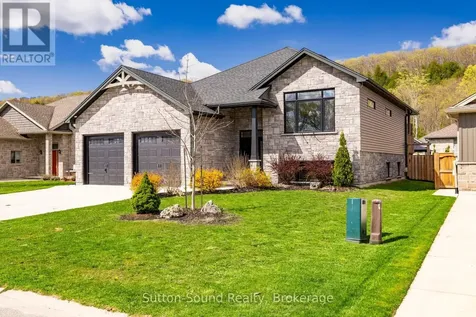 368 5th Ave A Avenue West Owen Sound ON N4K 6S7