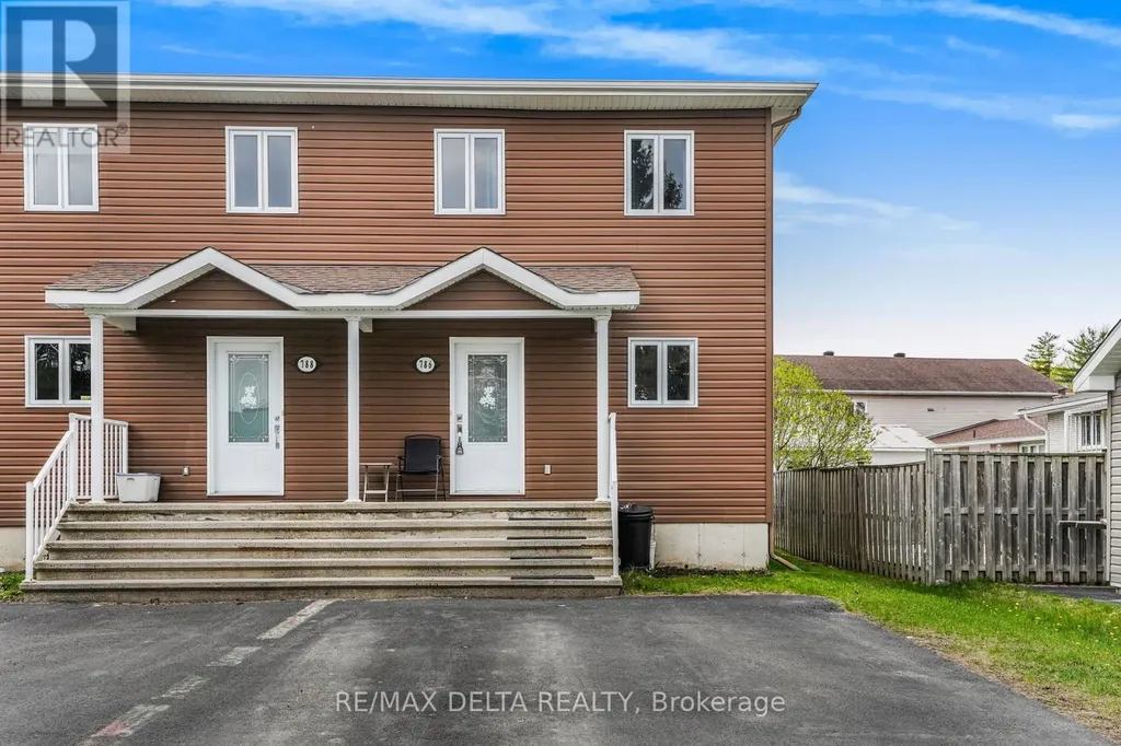 786 Lawrence Street Clarence-rockland ON K4K 1C5