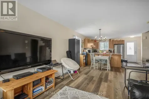786 Lawrence Street Clarence-rockland ON K4K 1C5