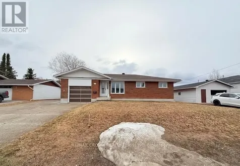 17 Erickson Avenue Kapuskasing ON P5N 2K8
