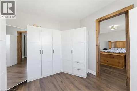 60 St. Patrick's Drive Brantford ON N3T 6L4