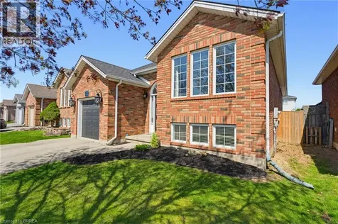 60 St. Patrick's Drive Brantford ON N3T 6L4