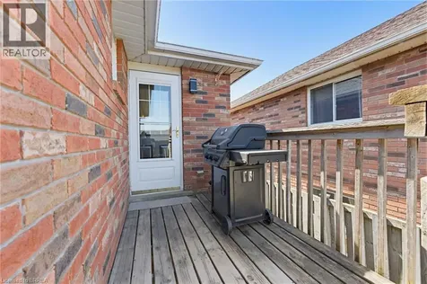 60 St. Patrick's Drive Brantford ON N3T 6L4