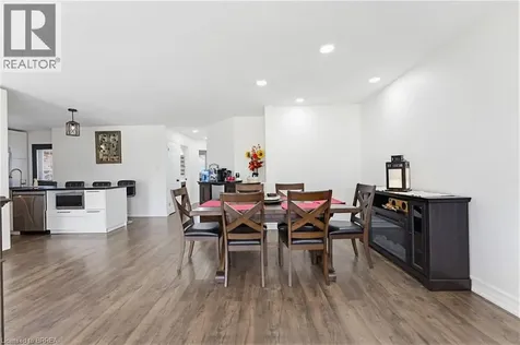 60 St. Patrick's Drive Brantford ON N3T 6L4