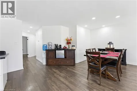 60 St. Patrick's Drive Brantford ON N3T 6L4