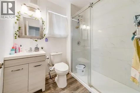 788 Josephine Avenue Windsor ON N9B 2L3
