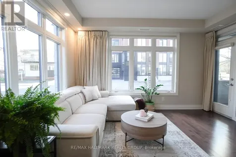 323 Winona Avenue Ottawa ON K1Z 5H3