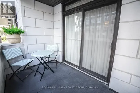 323 Winona Avenue Ottawa ON K1Z 5H3