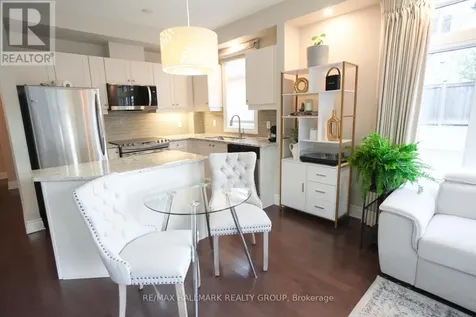 323 Winona Avenue Ottawa ON K1Z 5H3